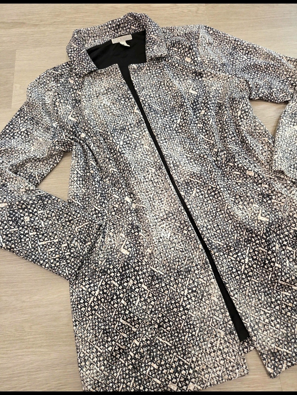 Dana Buchman Black & White Patterned Trench Coat